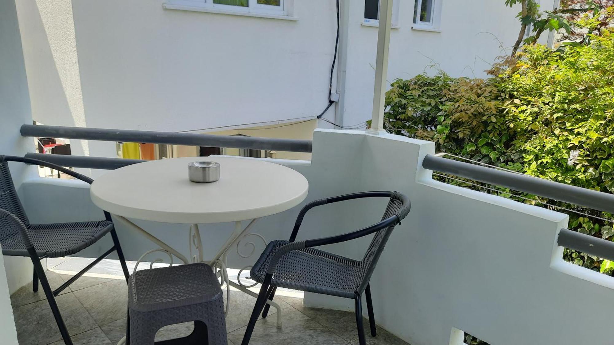 Guesthouse Next To Beach 巴统 外观 照片